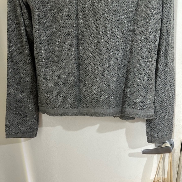 Ann Taylor size small, fringe trimmed cardigan - Picture 9 of 9